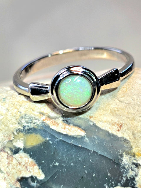 Coober Pedy White Round Opal Silver (925) Ring (CP24) Global Opals