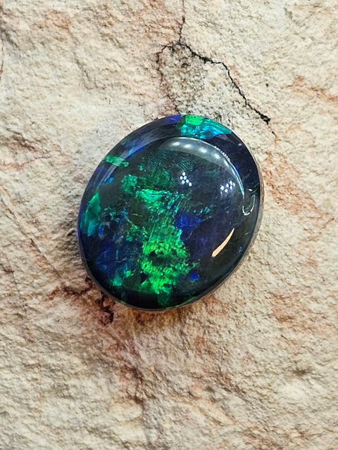 Sharp Coloured Blue-Green Solid Black Opal! 2.28cts / 1943 Global Opals