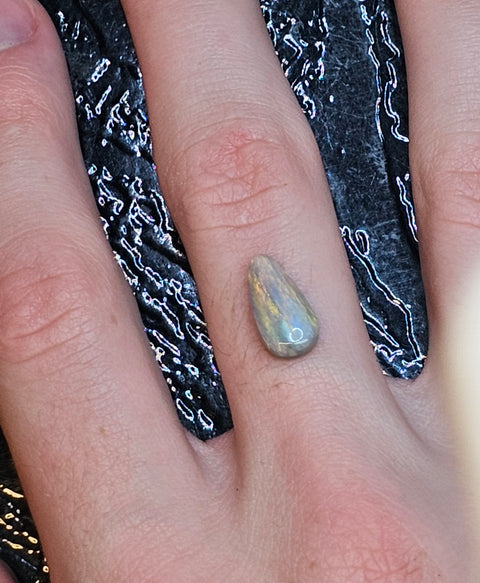 Dark Green/Gold Aussie Opal 1861 / 2.25cts Global Opals