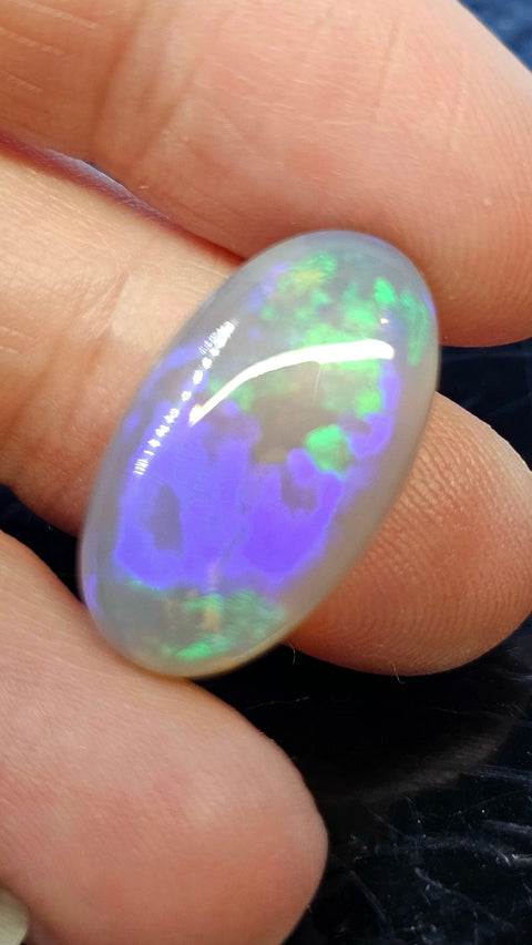 Beautiful Blue/Green Long Crystal Lightning Ridge Solid Opal LLM-001 Global Opals