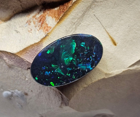 Beautiful Blue, Green 3.82ct Solid Black Opal GJM302 Global Opals