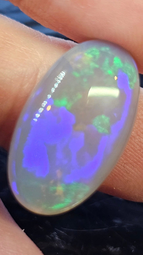 Beautiful Blue/Green Long Crystal Lightning Ridge Solid Opal LLM-001 Global Opals