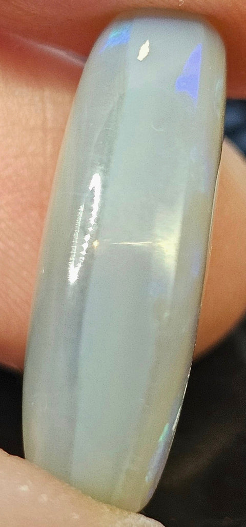 Beautiful Blue/Green Long Crystal Lightning Ridge Solid Opal LLM-001 Global Opals
