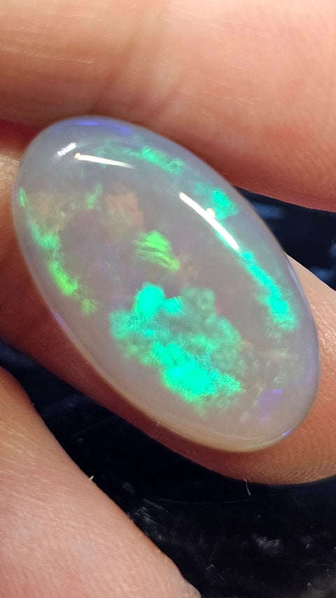 Beautiful Blue/Green Long Crystal Lightning Ridge Solid Opal LLM-001 Global Opals
