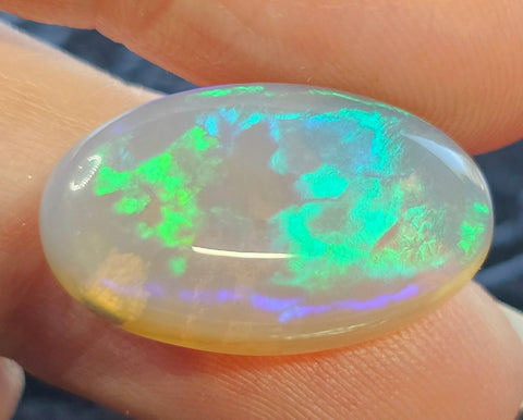 Beautiful Blue/Green Long Crystal Lightning Ridge Solid Opal LLM-001 Global Opals