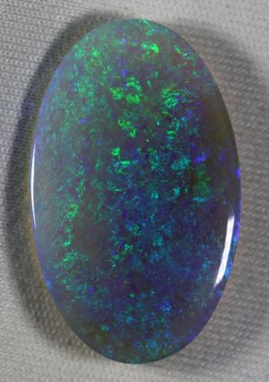 Brilliant Green Colour-Play Lightning Ridge Solid Dark Opal 7.56ct / 1348 freeshipping - Global Opals