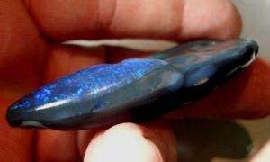 (1206) 117.0ct Free-Form Carving Rough-Rubbed Solid Black Opal freeshipping - Global Opals