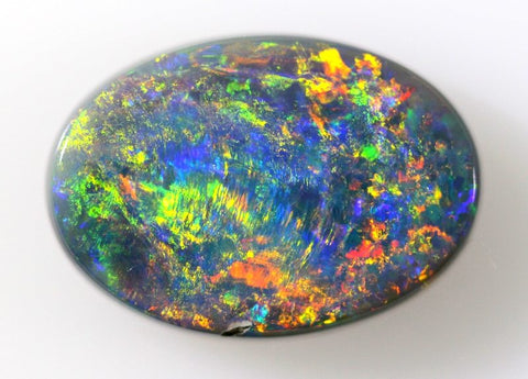 Rainbow coloured amazing 5.51 carat gem opal!
