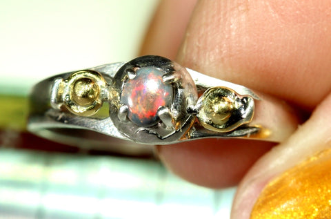 (RPG-510) Solid Lightning Ridge Red Opal Claw Set Ring! freeshipping - Global Opals