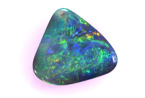 Stunning free form bright opal 4.02cts