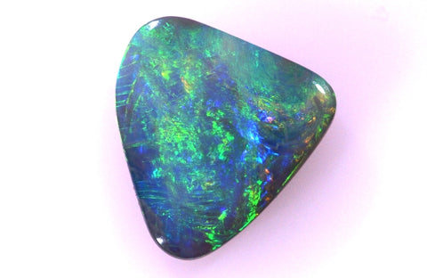 Stunning free form bright opal 4.02cts