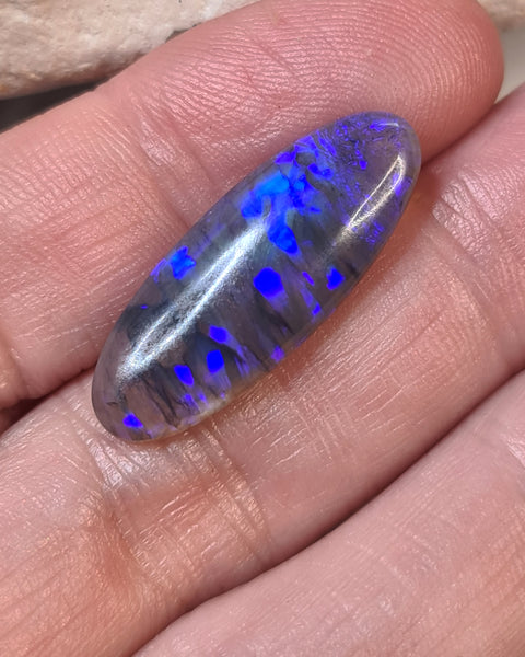 Dark Long Crystal Opal;