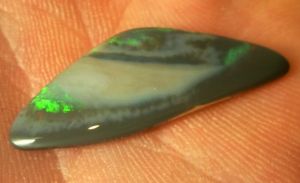 742 Unique / Free-Form Solid Opal 7.50ct freeshipping - Global Opals